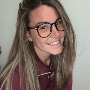 Meet your Posher, Dana